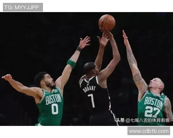 武汉篮球队的包夹战术解析与应用探讨