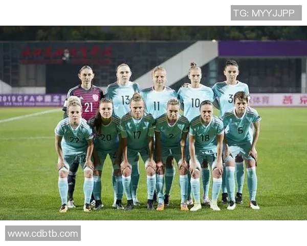 武汉足球队与北京足球队赛后分析及状态对比探讨 武汉足球队与北京足球队赛后分析及状态对比探讨