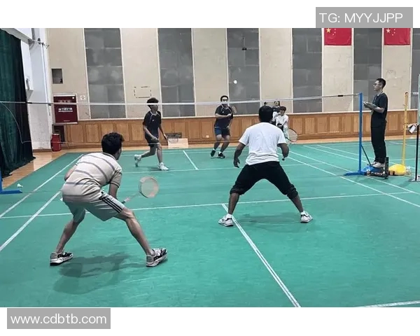 羽毛球的魅力与坚持：深入了解重庆羽毛球队的耐力训练与精神风貌