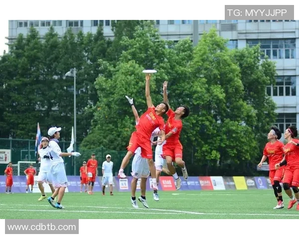 飞盘竞技盛况：上海飞盘队荣登全国第二名展现强大实力