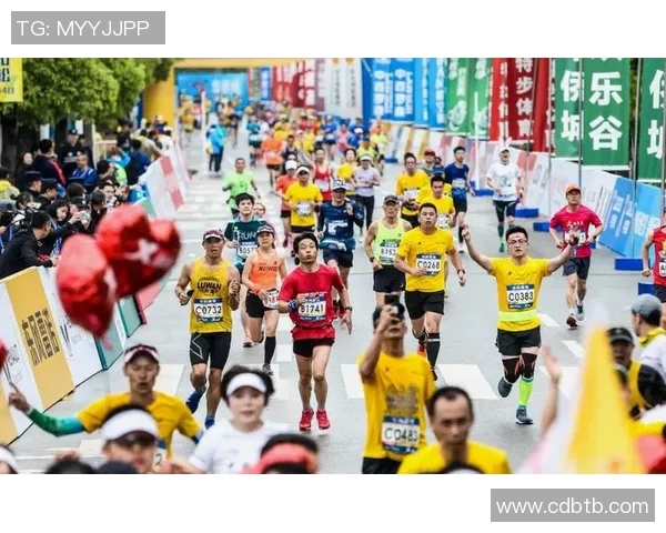 南京极限运动队在马拉松大满贯中的灵活性表现与战术分析 南京极限运动队在马拉松大满贯中的灵活性表现与战术分析