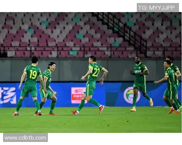 广州足球队的拼搏之路:世锦赛背后的奋斗与荣耀 广州足球队的拼搏之路:世锦赛背后的奋斗与荣耀