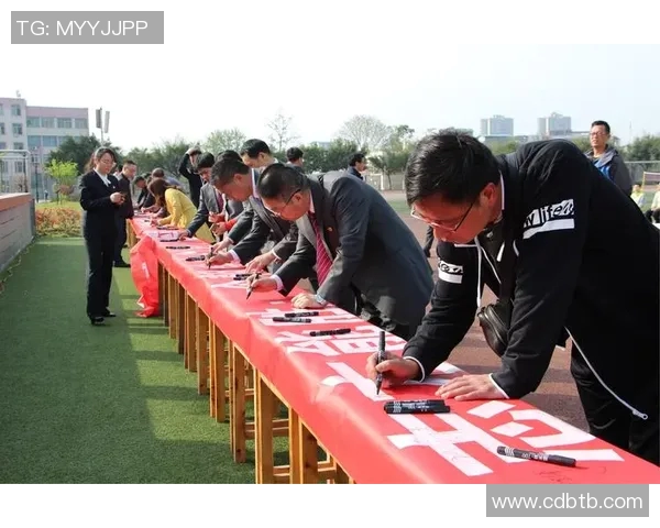 报恩尚武女足勇战庆州力争胜利展现团队精神与拼搏决心