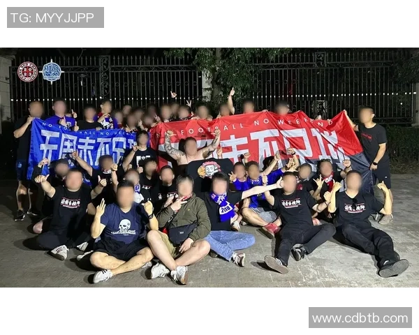 泽尼特与阿尔巴激战正酣赛场上演精彩对决引发球迷热议