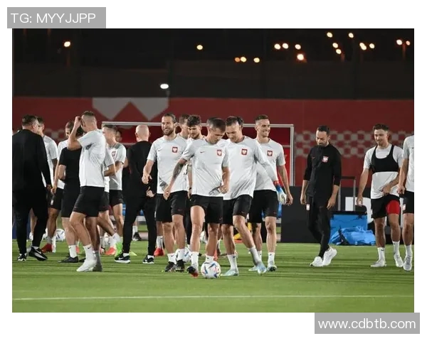 桑德尼斯与维京的激烈对决揭示了足球战术的博弈与球队实力的较量