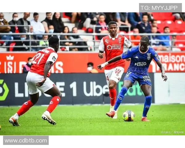 里昂与图卢兹对决前瞻及比分预测分析，谁能胜出争夺三分