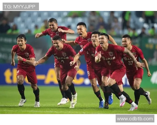 全北现代与上海上港精彩对决集锦回顾赛场瞬间尽显足球魅力与激情