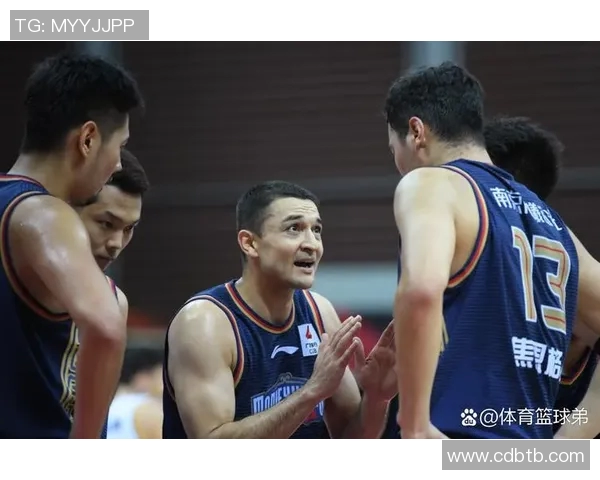 西热力江的篮球之路从新疆到全国赛场的辉煌历程与未来展望