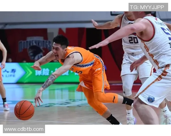 刘铮的奋斗历程与篮球梦想如何在赛场上交织成辉煌篇章 刘铮的奋斗历程与篮球梦想如何在赛场上交织成辉煌篇章